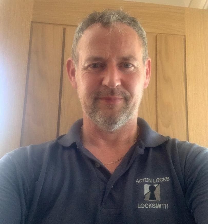 Geoff Owens CLS LIcenced Locksmith in Wrexham